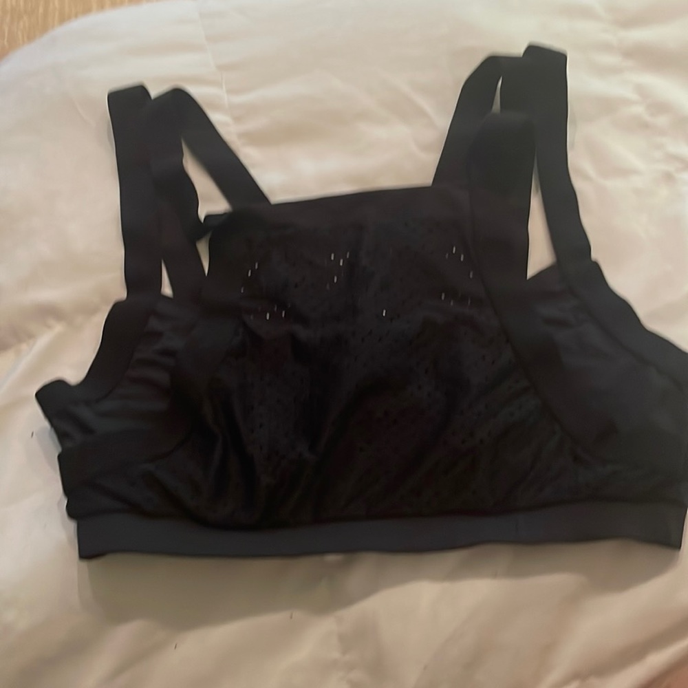 Cosabella black sports bra. Align halter.